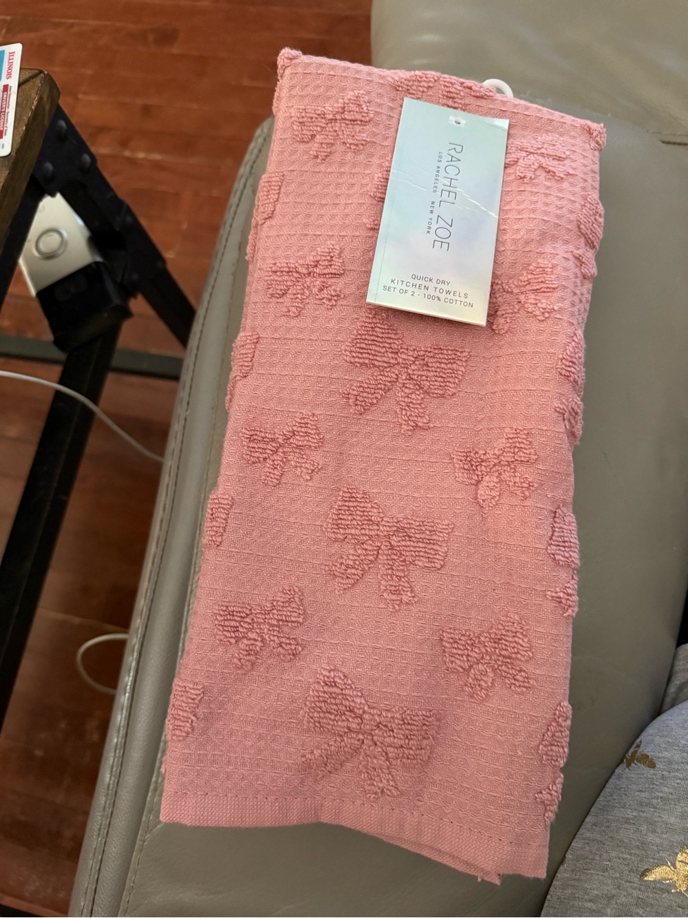 Rachel Zoe Coral Pink Cotton Kitchen Towels with Bow Texture - Set of 2